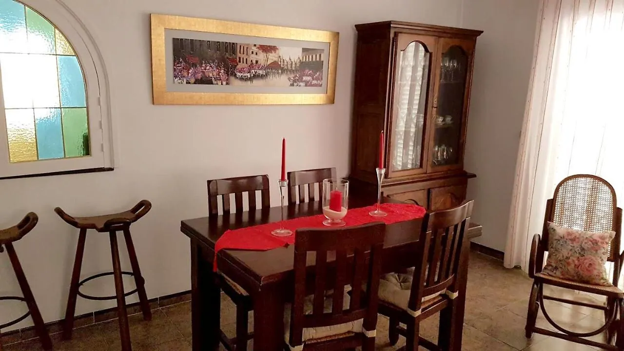 Spacious House With Private Pool In Vera, 420 Sqm 0*, Vera